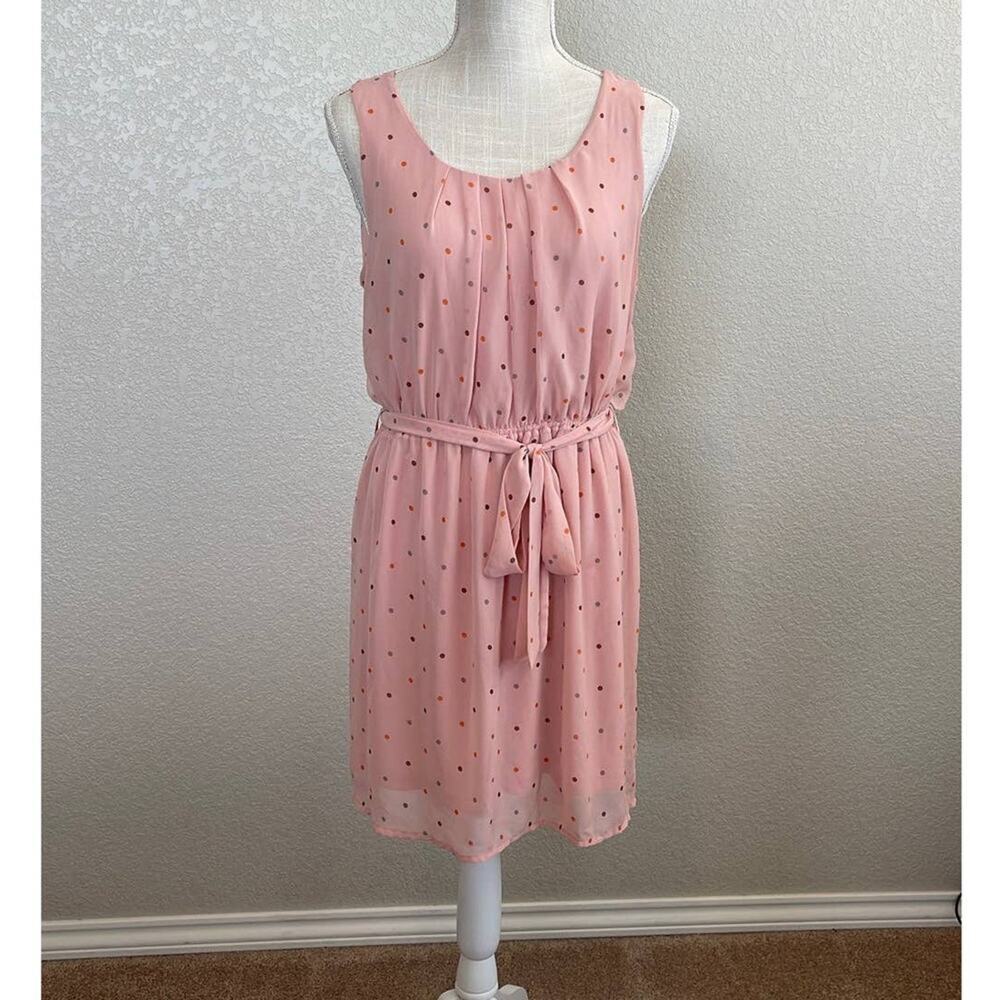 Forever 21 Peach Polka Dot Dress w/belt. Size Large